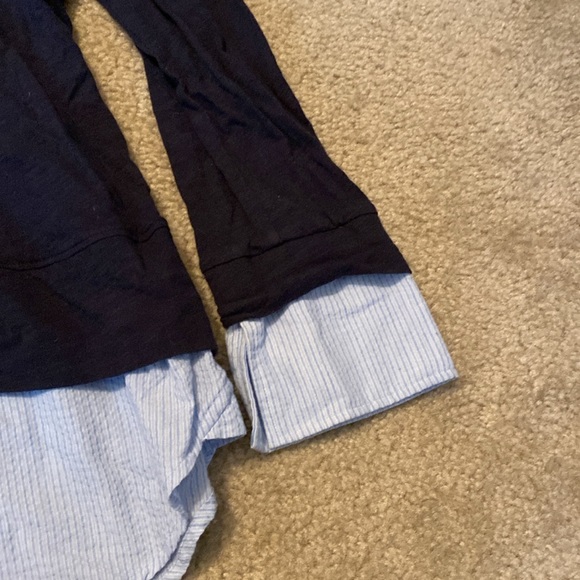 Button-up style shirt with built in sweater. - Picture 3 of 8